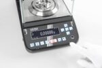 Kern ABP 300-4AM Analysewaage Wägebereich (max.) 320 g Ablesbarkeit 0.0001 g über Steckernetzteil Schwarz, Silber - Image 4