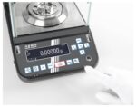 Kern ABP 200-4AM Analysewaage Wägebereich (max.) 220 g Ablesbarkeit 0.0001 g über Steckernetzteil Schwarz, Silber - Image 4
