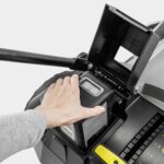Kärcher Professional KM 70/30 C BP 2SB Akku, Hand Kehrmaschine Arbeitsbreite 480 mm 1 St. – Bild 3