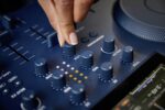 AlphaTheta OMNIS-DUO DJ Controller – Bild 24