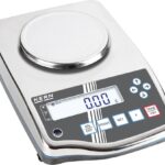 Kern PWS 800-2 Präzisionswaage Wägebereich (max.) 820 g Ablesbarkeit 0.01 g über Steckernetzteil Silber, Schwarz